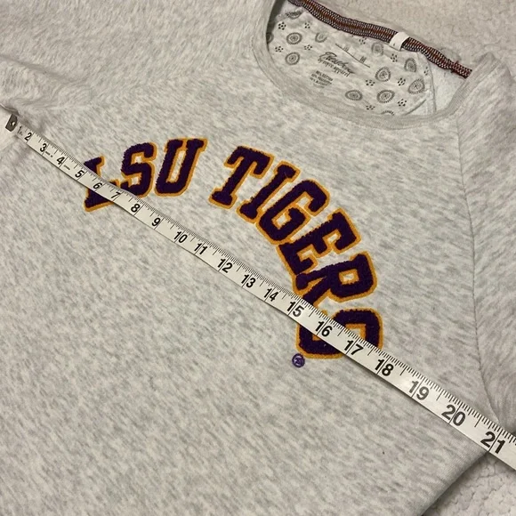 Pressbox LSU Tigers Comfy Light Gray Vintage Wash Sweatshirt Size Medium - Picture 10 of 12
